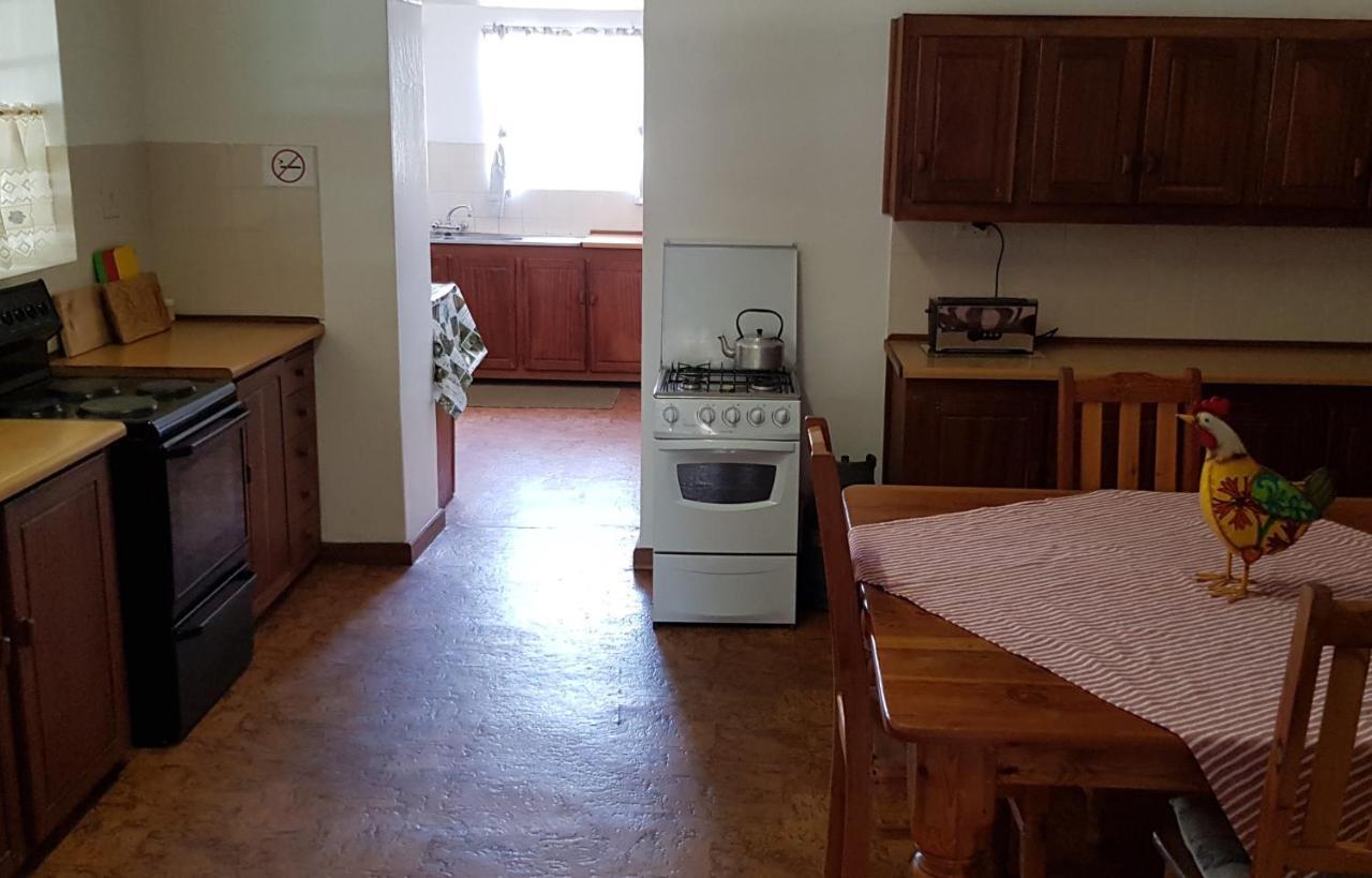 Carlton Heights Guesthouse Middelburg  エクステリア 写真